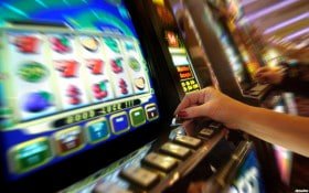 Sports betting section on casinoroyal with basketball and boxing markets